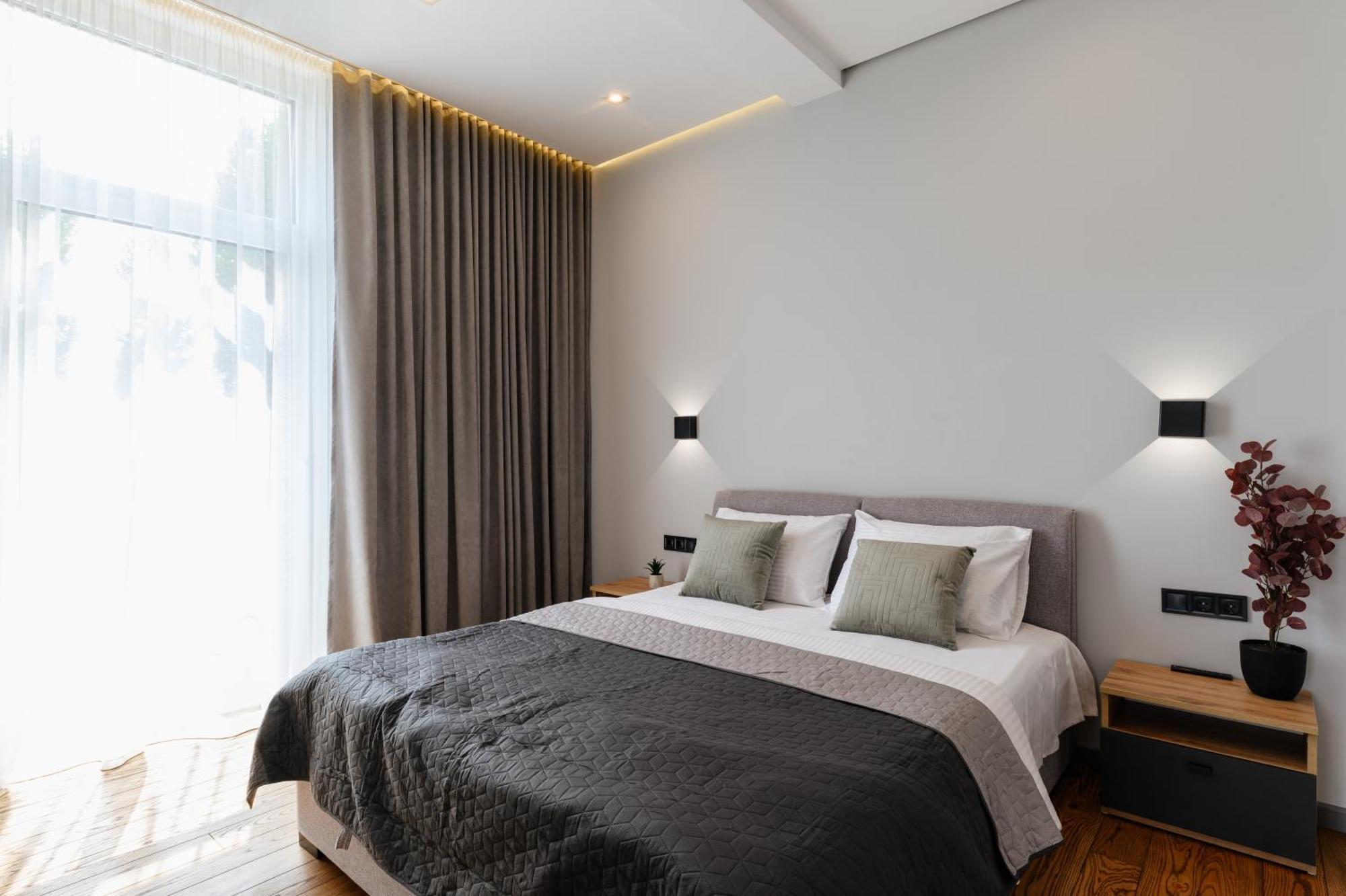 Luxury Apartments Smart House أوزهورود المظهر الخارجي الصورة